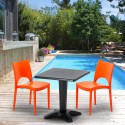 Vierkante salontafel zwart 70x70 cm met stalen onderstel en 2 gekleurde stoelen Paris Aia Keuze