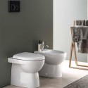 Vrijstaande bidet tegen de muur, keramiek sanitair badkamer Geberit Selnova Verkoop