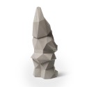 Moderne tuinbeeld tuinornament gnomo Nino voor binnen en buiten in polygonaal design 