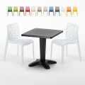 Vierkante salontafel zwart 70x70 cm met stalen onderstel en 2 gekleurde stoelen Gruvyer Aia Aanbieding