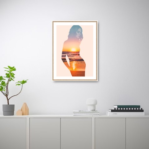 Fotoprint vrouw strand zonsondergang lijst 30x40cm Unika 0044 Aanbieding