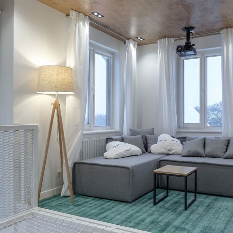 Vloerlamp houten driepoot Scandinavische stijl Calvin Maytoni Aanbieding