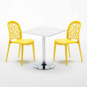 Vierkante salontafel wit 70x70 cm en 2 gekleurde stoelen Wedding Cocktail Aankoop