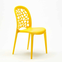 Vierkante salontafel wit 70x70 cm en 2 gekleurde stoelen Wedding Cocktail 