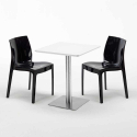 Vierkante salontafel wit 60x60 cm en 2 gekleurde stoelen Ice Hazelnut 