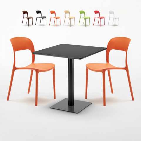 Vierkante tafel 70x70 cm Stalen onderstel en zwart top met 2 gekleurde stoelen Restaurant Kiwi