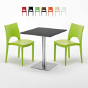 Vierkante tafel 70x70 cm Stalen onderstel en zwart top met 2 gekleurde stoelen Paris Rum Raisin Catalogus