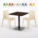 Vierkante tafel 70x70 cm houteffect met 2 gekleurde stoelen Gruvyer Melon Kortingen