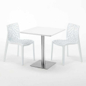 Vierkante salontafel wit 60x60 cm met stalen onderstel en 2 gekleurde stoelen Gruyver Strawberry 