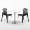 Vierkante salontafel wit 60x60 cm en 2 gekleurde stoelen Gruyver Strawberry 