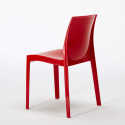 Vierkante salontafel wit 70x70 cm met stalen onderstel en 2 gekleurde stoelen Ice Cocktail 