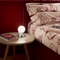 Moderne LED tafellamp nachtkastje bol van mondgeblazen glas Gravity Korting