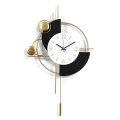 Moderne wandklok 46x77cm goudkleurig metalen geometrisch design Sfera Aanbieding