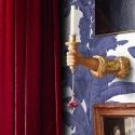 Behang voor slaapkamer en woonkamer met bloemmotief, witte en blauwe palmen Kortingen