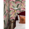Raffinierter bloemen jungle behang Bosco Tropicale Rosa Aanbod