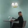 Dubbele wandlamp voor binnen, goudkleurig metaal en wit glas Ares AP2 Verkoop