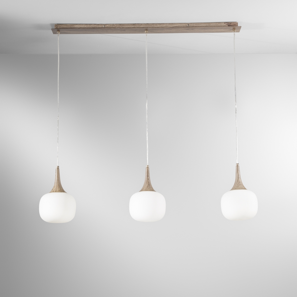 Hanglamp effect hout 3 lampen wit opaalglas Jaipur Aanbieding Hanglamp effect hout 3 lampen wit opaalglas Jaipur Aanbieding