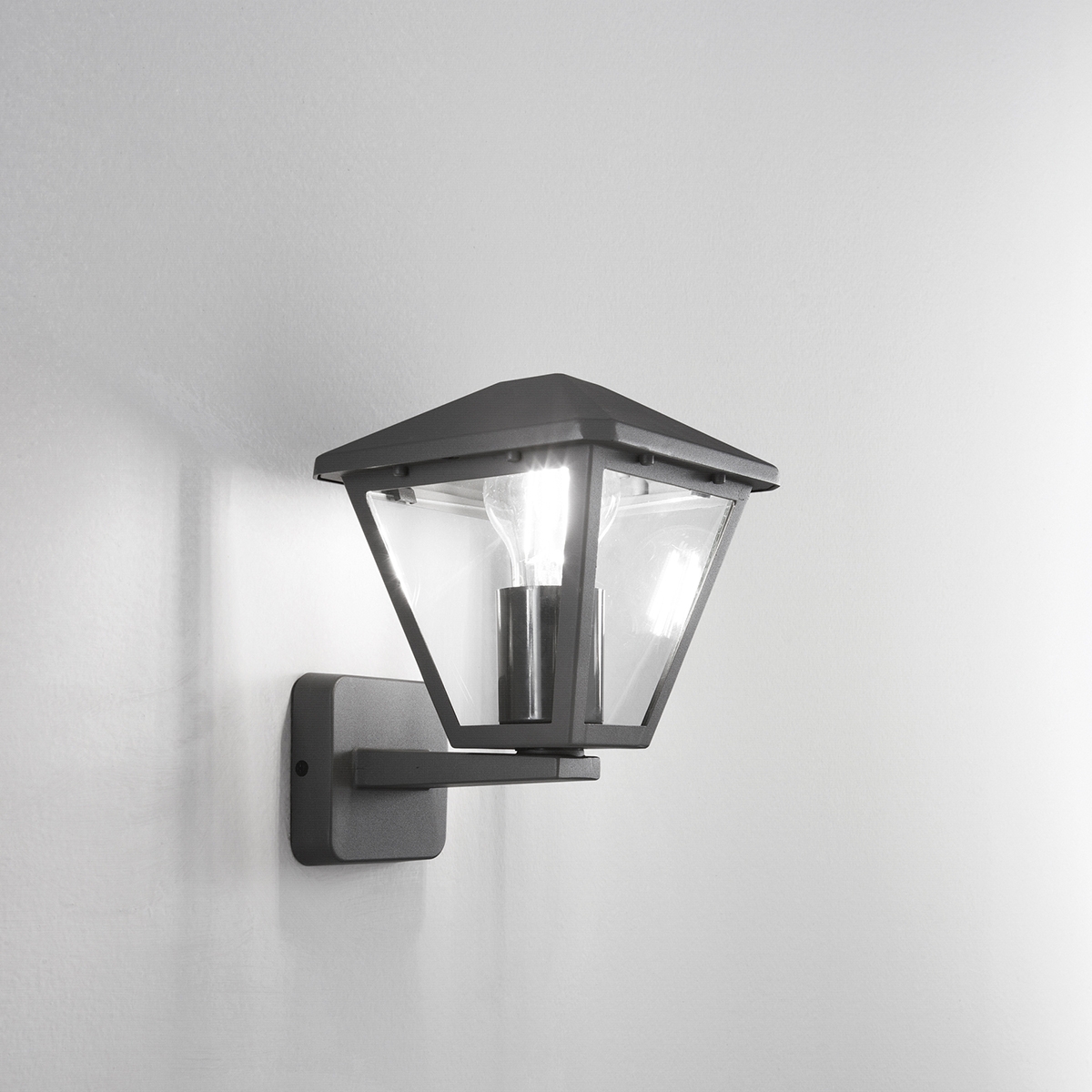 Tuinlamp wandlantaarn van aluminium met Prisma-glas Aanbieding