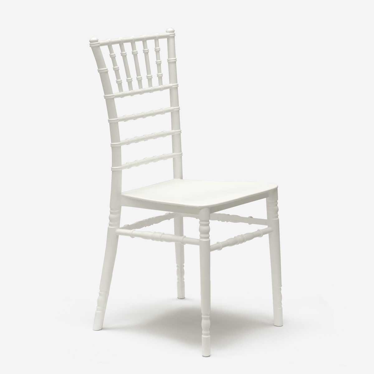 Set van 20 witte vintage stoelen Chiavarina Aanbieding Set van 20 witte vintage stoelen Chiavarina Aanbieding