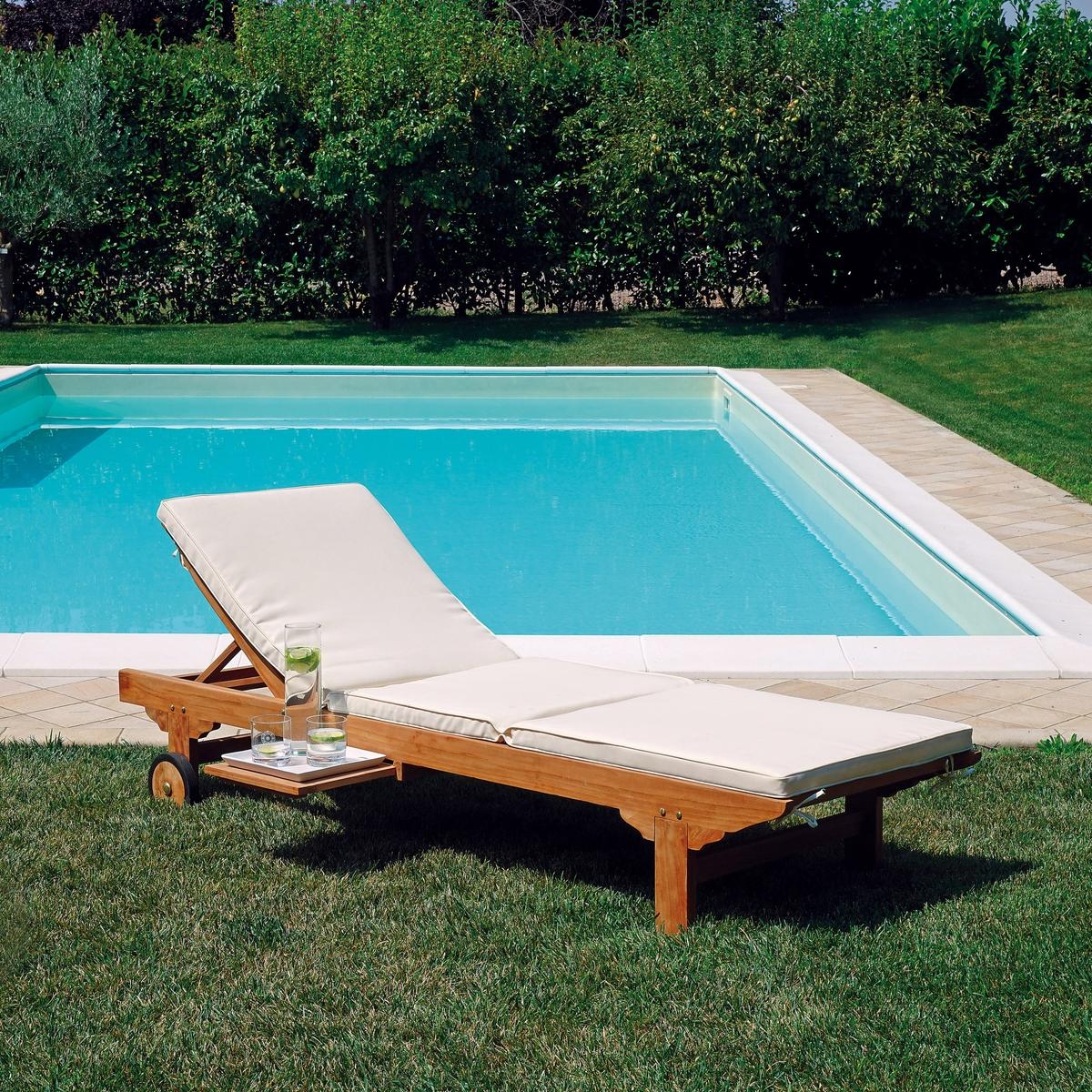 Gevoerde kussen voor teak ligbed Carloforte Aanbieding Gevoerde kussen voor teak ligbed Carloforte Aanbieding