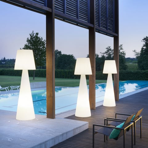 Modern design column floor lamp Pivot by Slide
