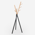 Moderne Scandinavische stijl staande kapstok van metaal in houtkleur en zwart Zavest Aanbieding