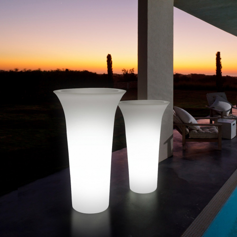 Hoge ronde buitenvaas in modern design met lichtset Flos Aanbieding