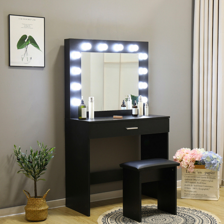 Zwarte make-up tafel met LED-lampen, spiegel en krukje Gaia Black Aanbieding Zwarte make-up tafel met LED-lampen, spiegel en krukje Gaia Black Aanbieding