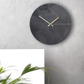 Zwarte ronde wandklok met goud, modern minimalistisch design Black Moon Aanbieding