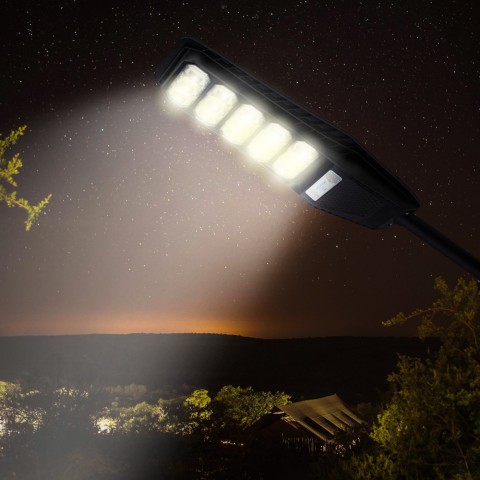 LED 300W straatlantaarn Solis XL op zonne-energie Aanbieding