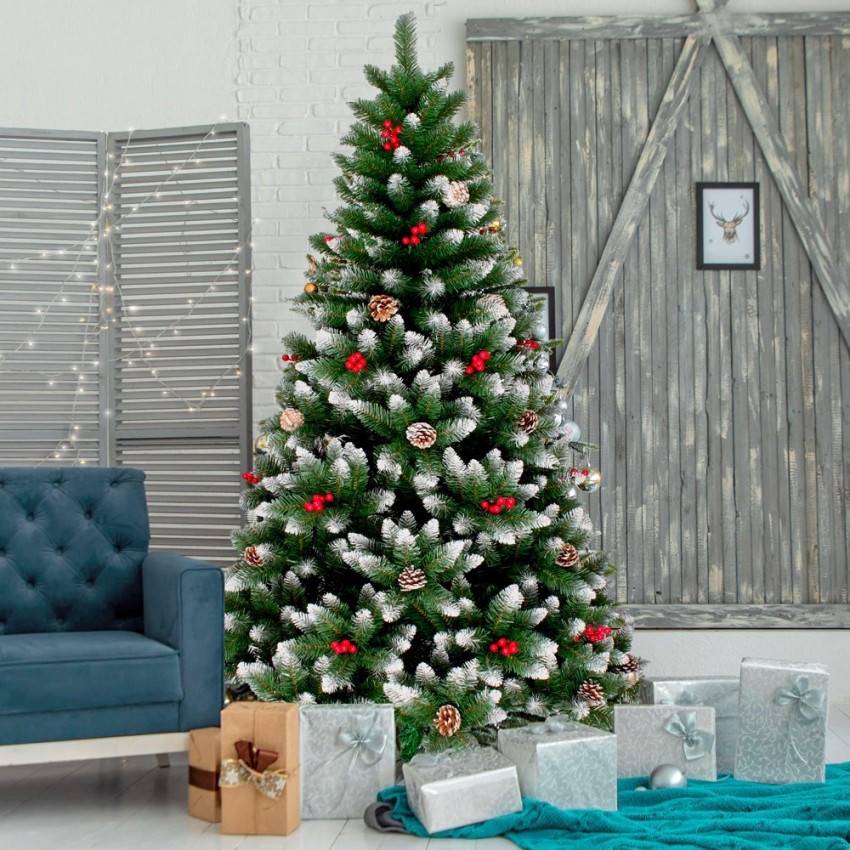 prachtige BERGEN kerstbomen met versieringen